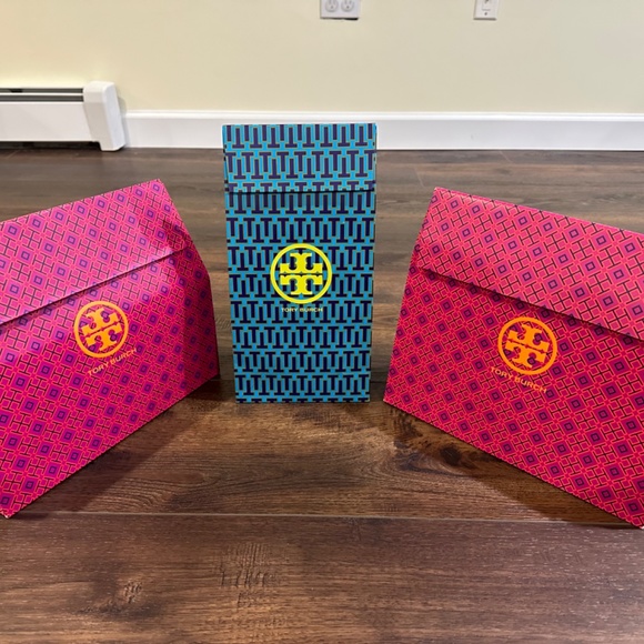 Set of Tory Burch Shopping Bags and Shoe Box!!! - Picture 2 of 9